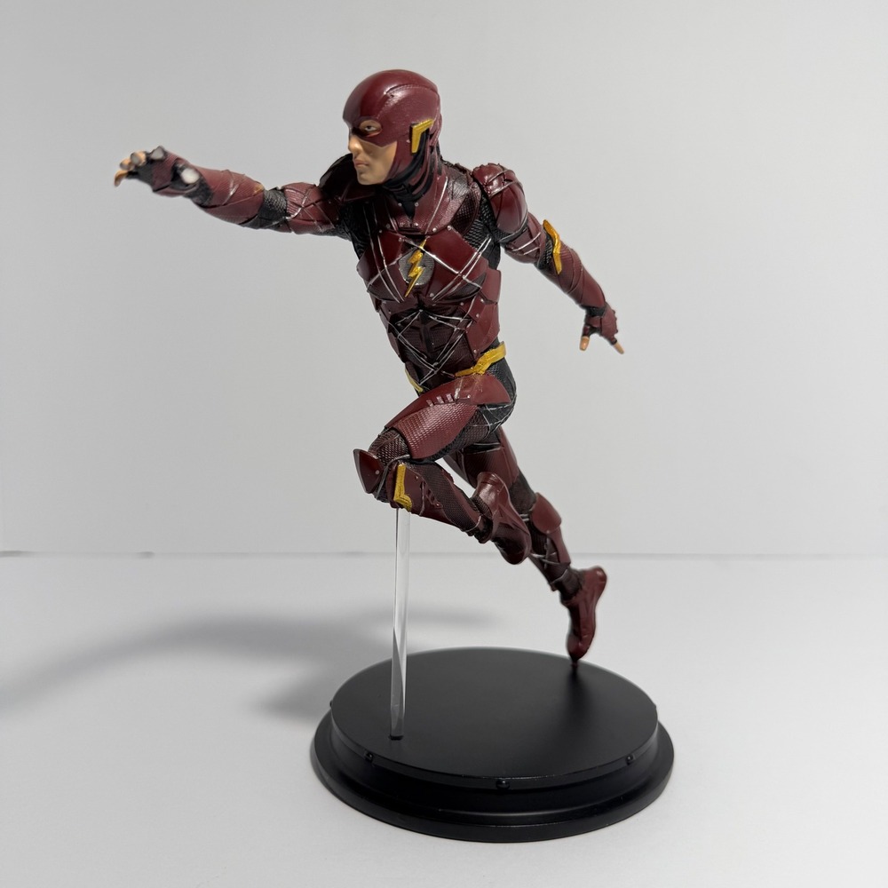 Icon Heroes Justice League The Flash 1/9 Scale Polystone Statue Limited Edition